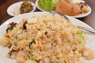 エビがたっぷり！超人気店の中華ランチで味わう絶品チャーハン「双琉（そうりゅう）」大阪メトロあびこ駅