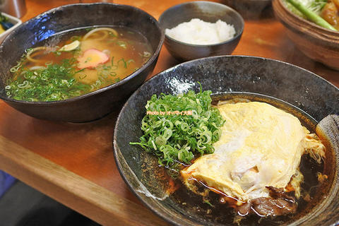 木津市場で味わう極上の霜降り和牛！うどん付き肉巻き定食「大和（やまと）」大阪メトロ大国町駅