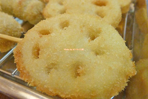 おすすめはレンコンの串カツ！新世界の串揚げ店でゆったりランチ「朝日」大阪メトロ動物園前駅