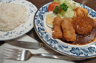 老舗で味わうハンバーグとトンカツのミニセット！難波の洋食店「重亭（じゅうてい）」大阪メトロなんば駅