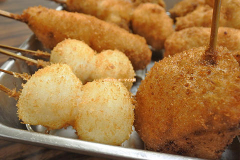 新感覚の串揚げ！米粉を使ったサクサクのあっさり串カツ「さくら 本店」大阪メトロなんば駅