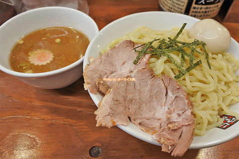 トッピングはチャーシューと味玉！大盛り特製つけ麺「玉五郎 難波店」大阪メトロなんば駅