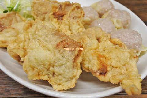 名物のシュウマイとジューシーな豚天の絶品定食「一芳亭（いっぽうてい）」大阪メトロなんば駅