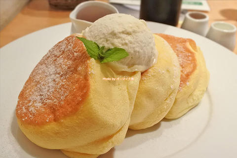 プルプル食感の極上パンケーキ「幸せのパンケーキ 本町店」大阪メトロ本町駅