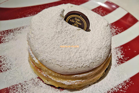 オシャレなプレーンパンケーキをディナーのあとに！カフェ「ラポーズ ルクア大阪店」大阪メトロ梅田駅