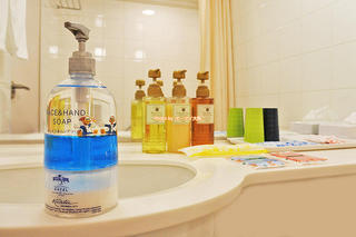 カジュアルダブルの風呂とアメニティは？「ホテル近鉄ユニバーサルシティ」ウッディーウッドペッカーのコラボルーム宿泊レビュー 