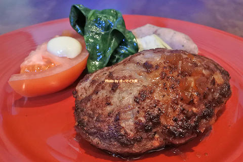 熟成肉の名店で味わうあらびきハンバーグランチ「又三郎（またさぶろう）本店」大阪メトロ長居駅