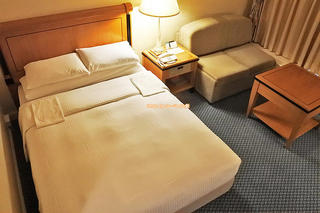 スーペリアフロアで優雅な出張や観光はいかが？「リーガロイヤルホテル大阪」夕食付きダブル宿泊レビュー