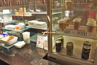 専用ラウンジのカクテルタイムはアルコールが無料「ホテルグランヴィア大阪」最上階グランヴィアフロア体験レビュー